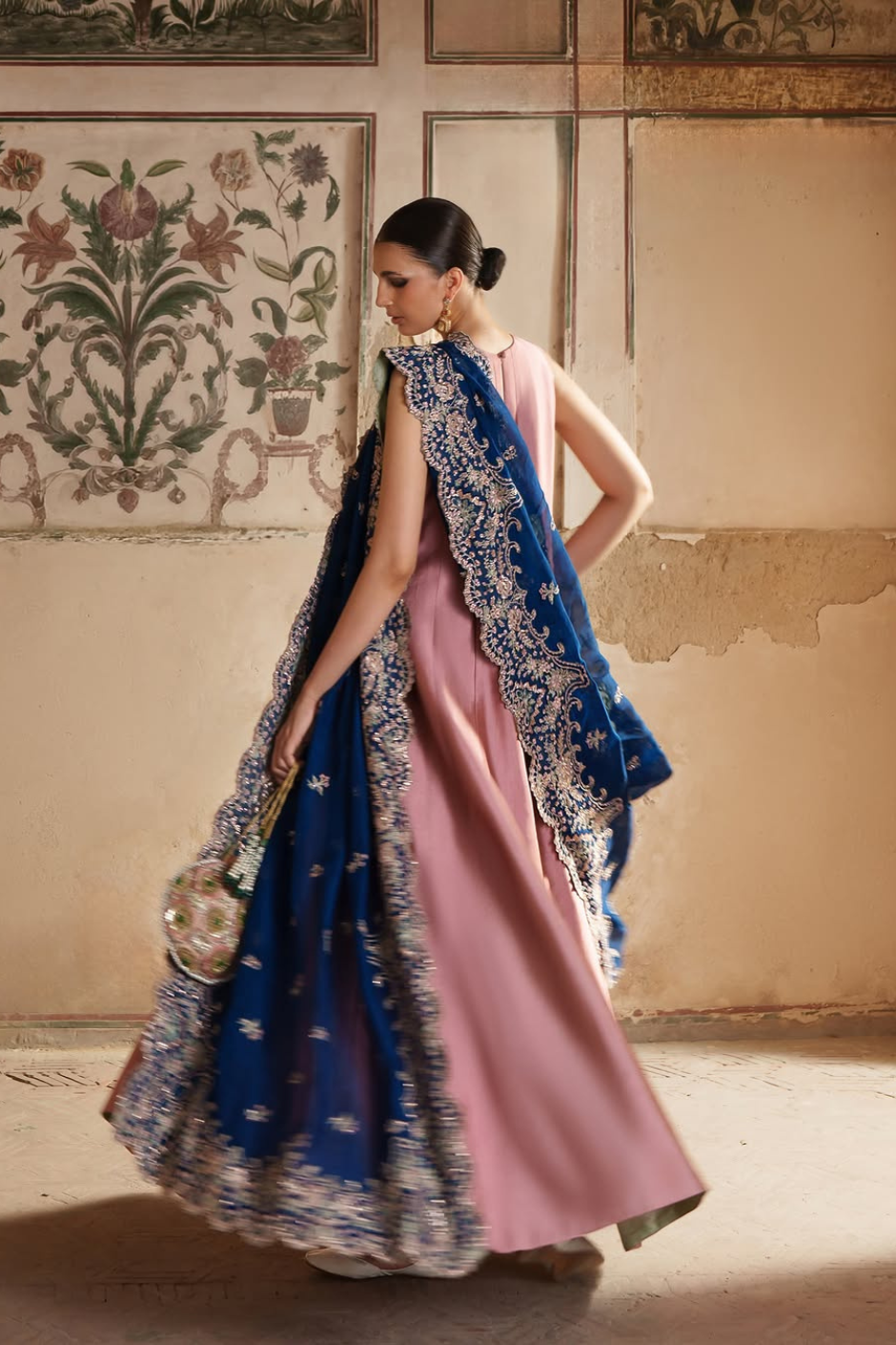 Mehwar - Silk Kurta Set with Navy Dupatta