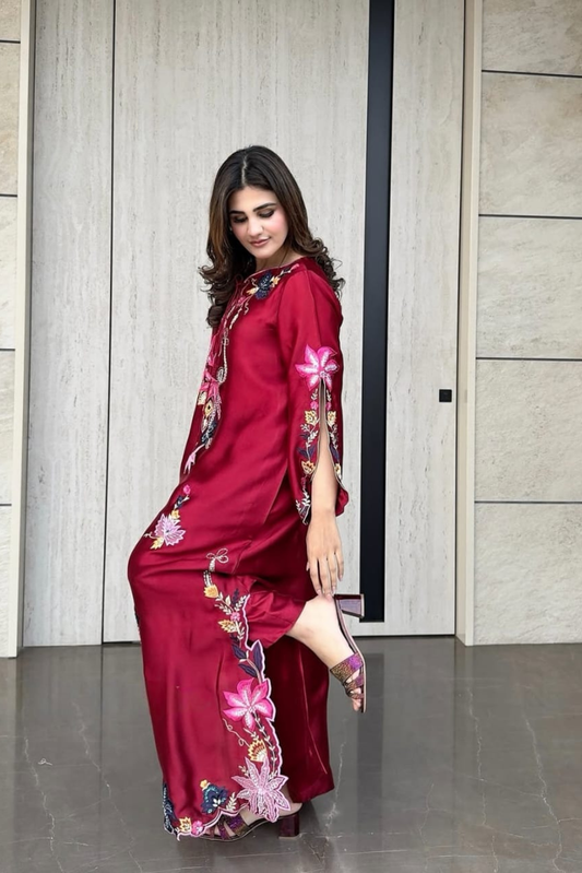 SOLEA - Deep Red  Kaftan
